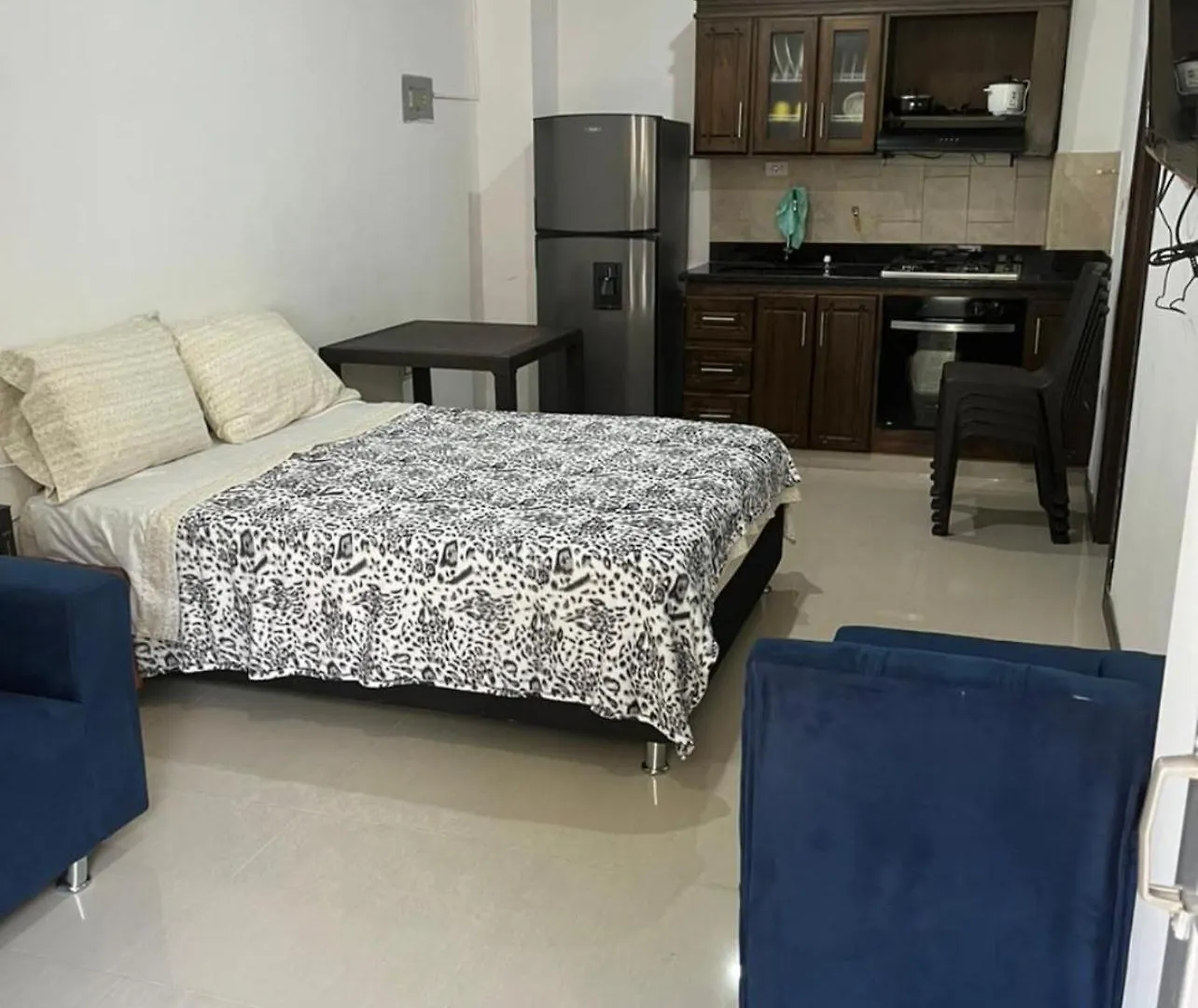 Apartman Apartaestudio Cerca A Plaza Mayor Medellín